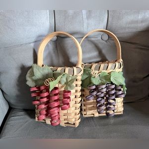 Small wooden baskets
